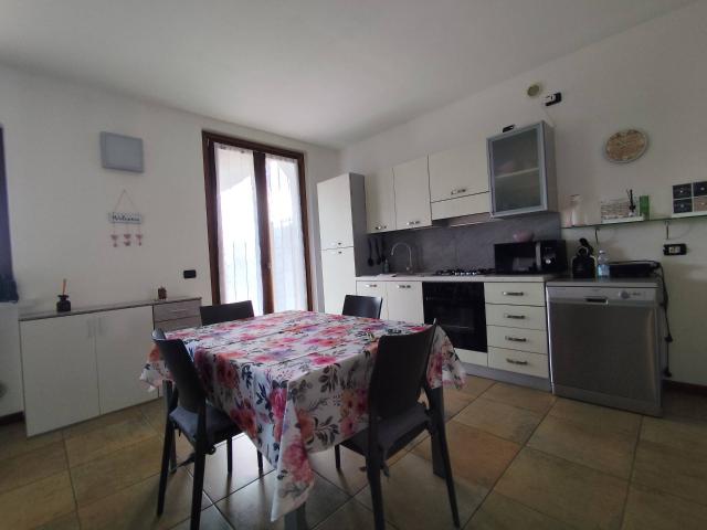 Appartamento in affitto a Sarnico, Lombardia