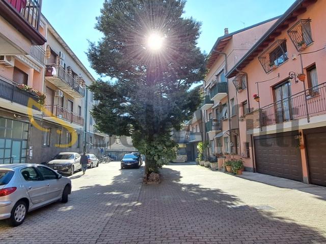 Appartamento in affitto a Volta-Prealpi, Saronno