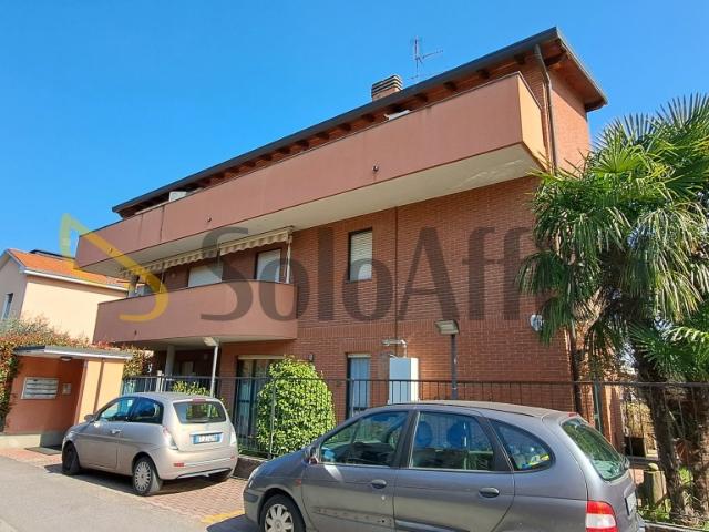Appartamento in affitto a Volta-Prealpi, Saronno