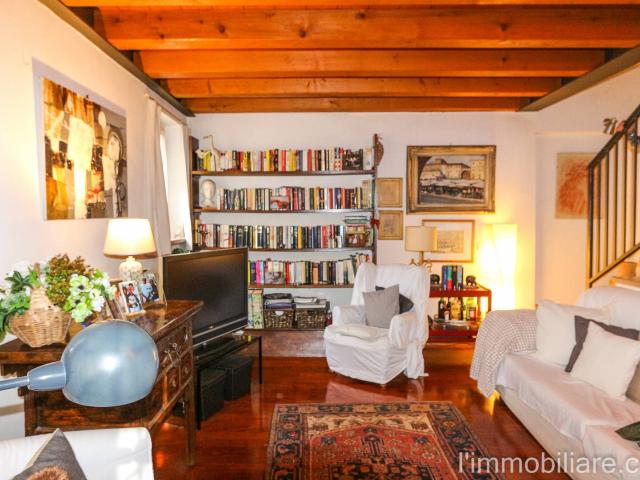 Appartamento in affitto a Quinzano, Brenzone
