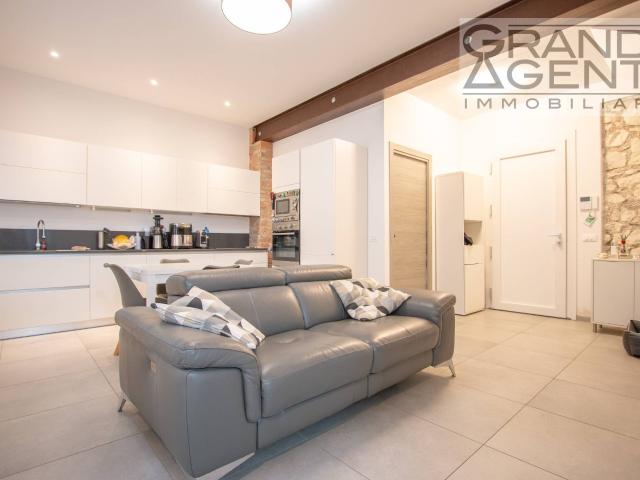 Appartamento in affitto a Sud, Brenzone