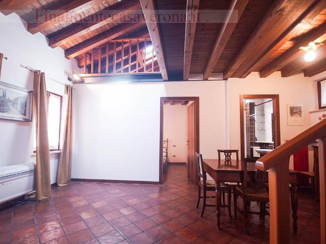 Appartamento in affitto a Centro storico, Brenzone