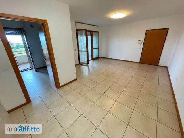 Appartamento in affitto a Municipio Roma X, Roma Capitale
