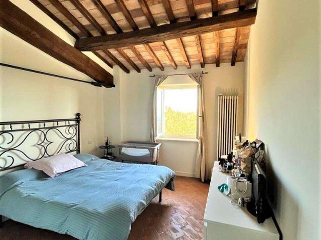Appartamento in affitto a Sant'Erminio, Cenerente