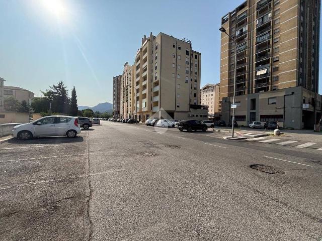 Appartamento in affitto a Città Giardino, Terni