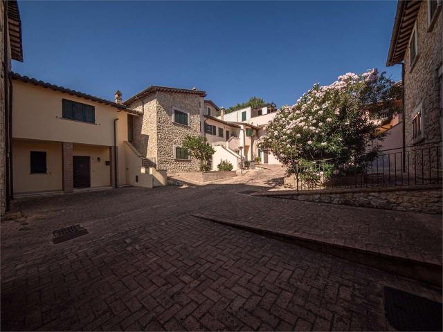 Appartamento in affitto a Izzalini, Umbria