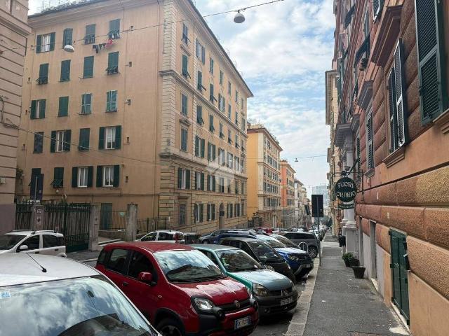 Appartamento in affitto a Centro Est, Serra Riccò