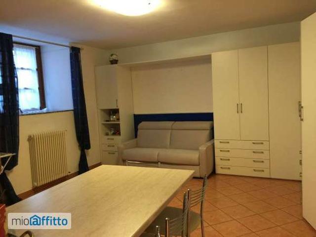 Appartamento in affitto a Como, Lombardia