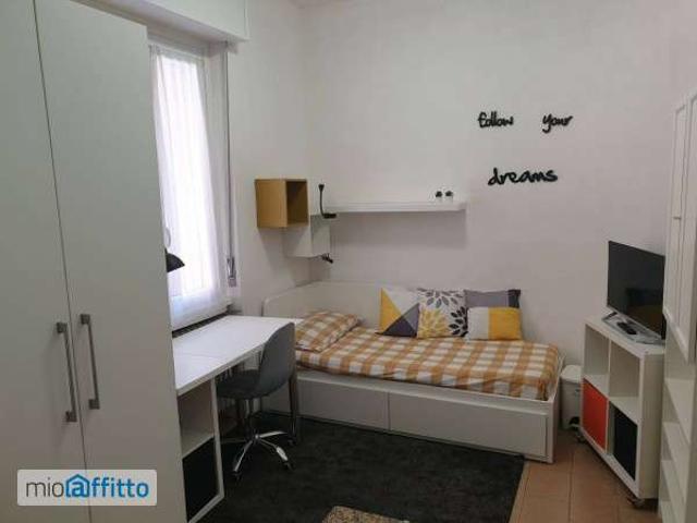 Appartamento in affitto a Municipio 4, Milano
