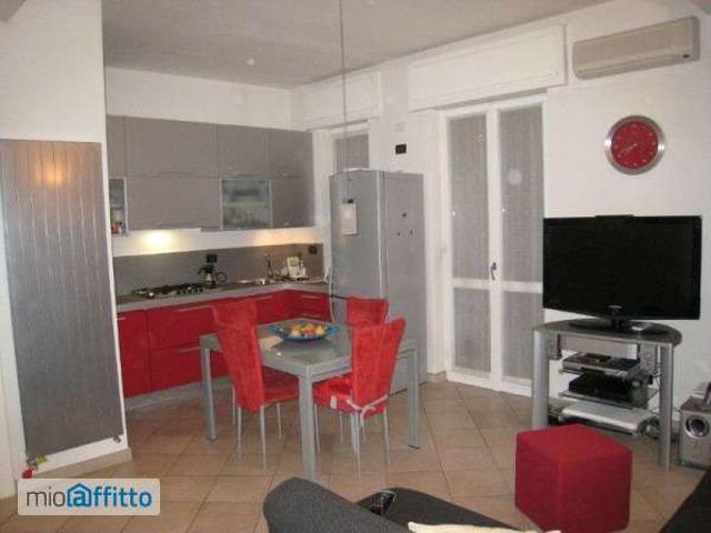 Appartamento in affitto a Zona Centro, Brescia