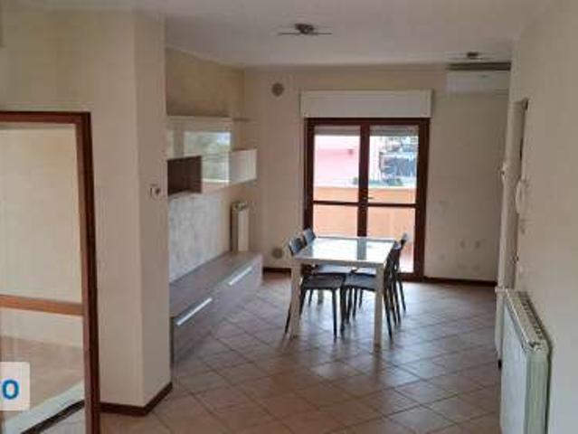 Appartamento in affitto a Campomicciolo, Terni