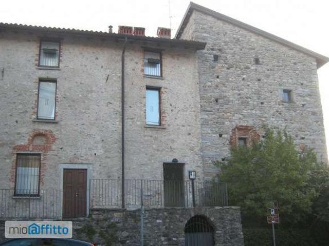 Appartamento in affitto a Calcinate degli Orrigoni, Varese