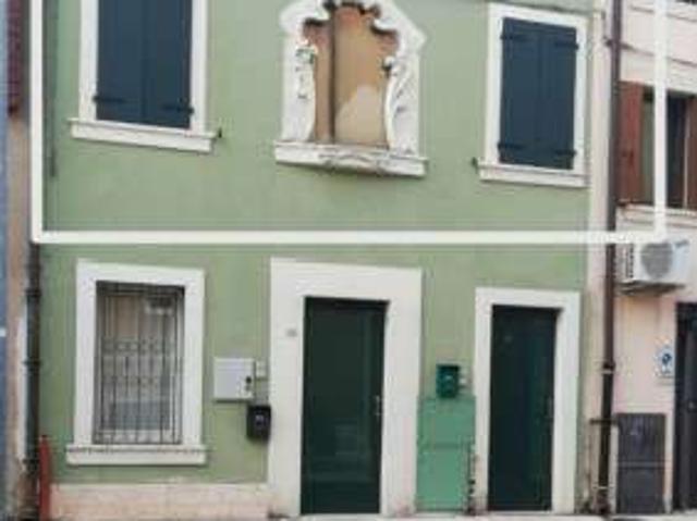 Appartamento in affitto a Sud-Est, Brenzone