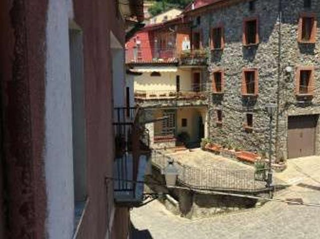 Appartamento in affitto a Montano Antilia, Campania