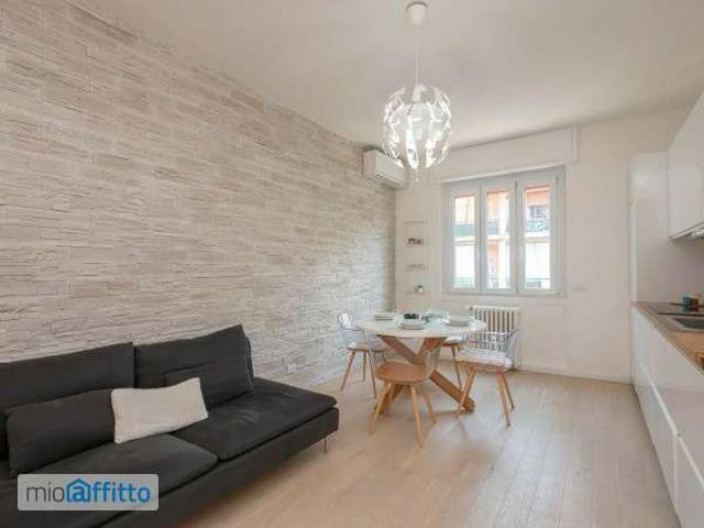 Appartamento in affitto a Municipio 9, Milano