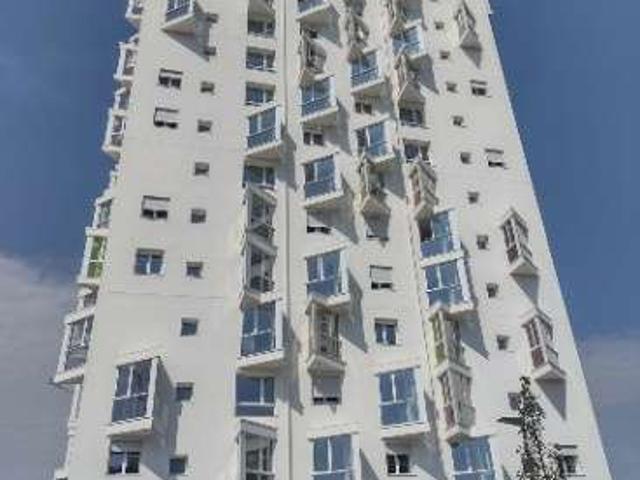 Appartamento in affitto a Municipio 9, Milano