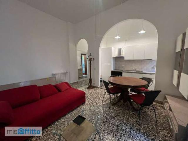Appartamento in affitto a Municipio 9, Milano