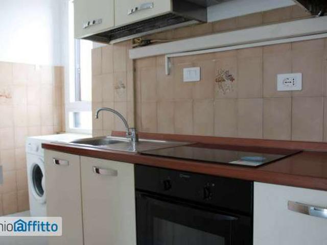 Appartamento in affitto a Municipio 9, Milano