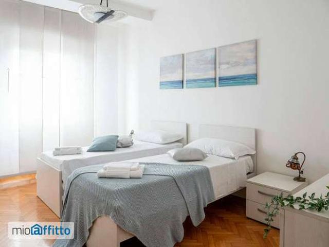 Appartamento in affitto a Municipio 9, Milano