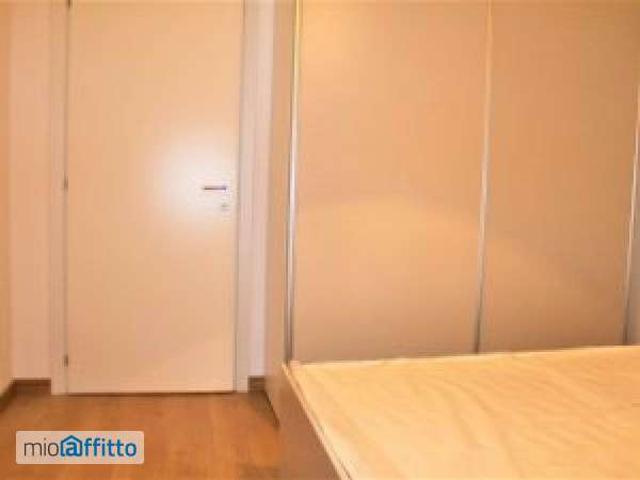 Appartamento in affitto a Municipio 9, Milano