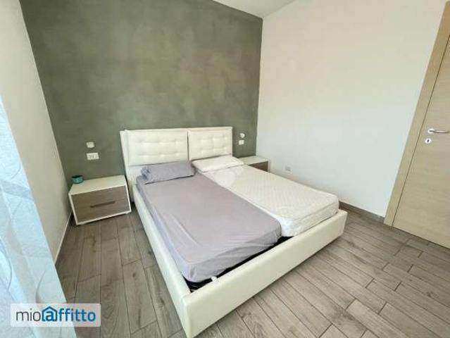 Appartamento in affitto a Municipio 9, Milano