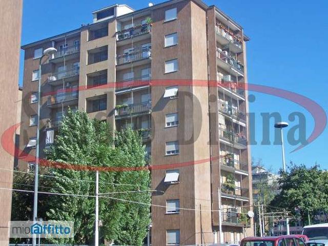 Appartamento in affitto a Municipio 9, Milano