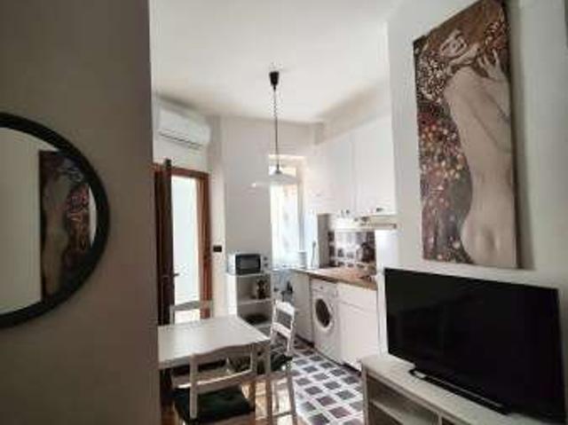 Appartamento in affitto a Municipio 9, Milano