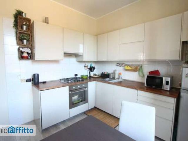 Appartamento in affitto a Municipio 9, Milano