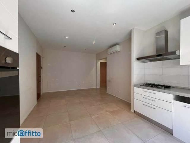 Appartamento in affitto a Municipio Roma VIII, Roma Capitale