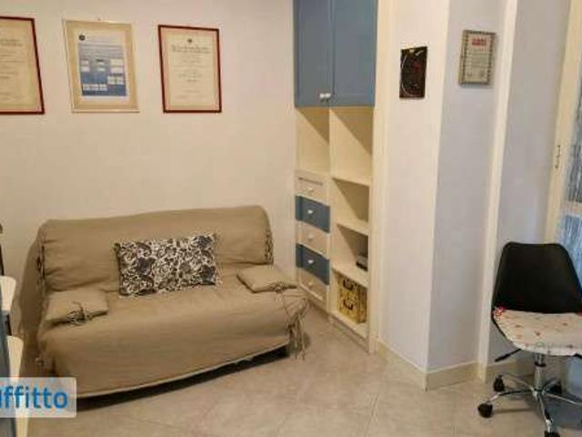 Appartamento in affitto a Municipalità 5, Campania