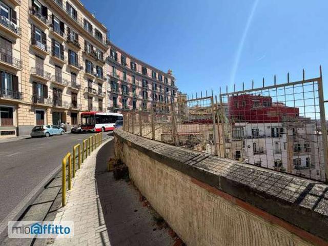 Appartamento in affitto a Municipalità 1, Campania