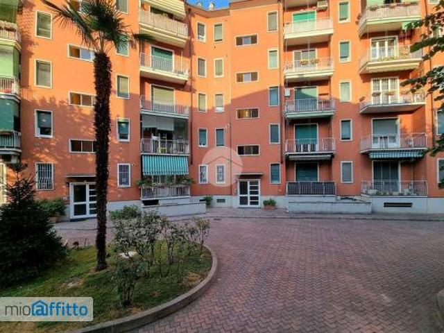 Appartamento in affitto a Municipio 6, Milano