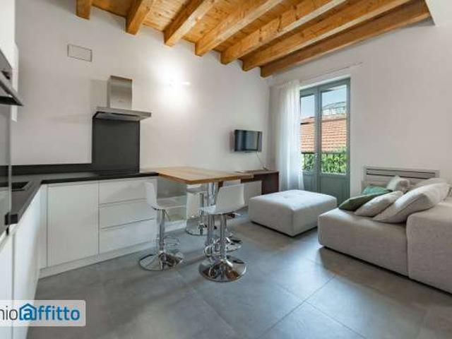 Appartamento in affitto a Municipio 6, Milano