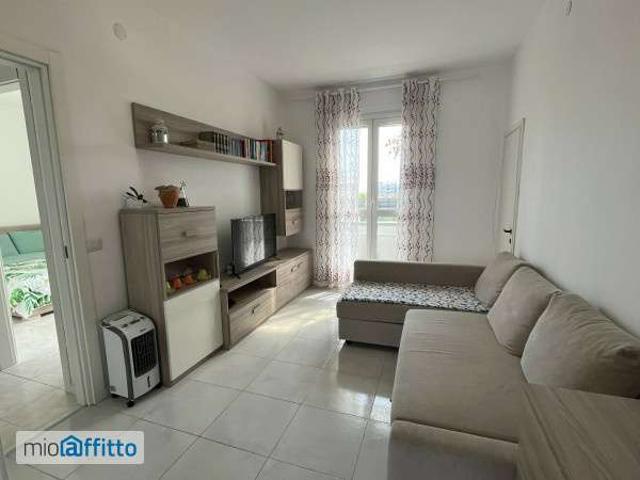 Appartamento in affitto a Municipio 6, Milano