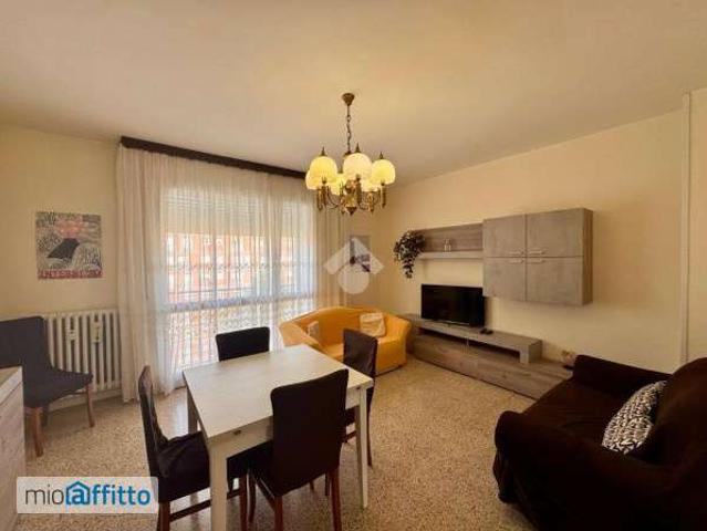 Appartamento in affitto a Municipio 6, Milano