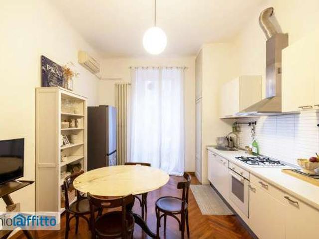 Appartamento in affitto a Municipio 6, Milano