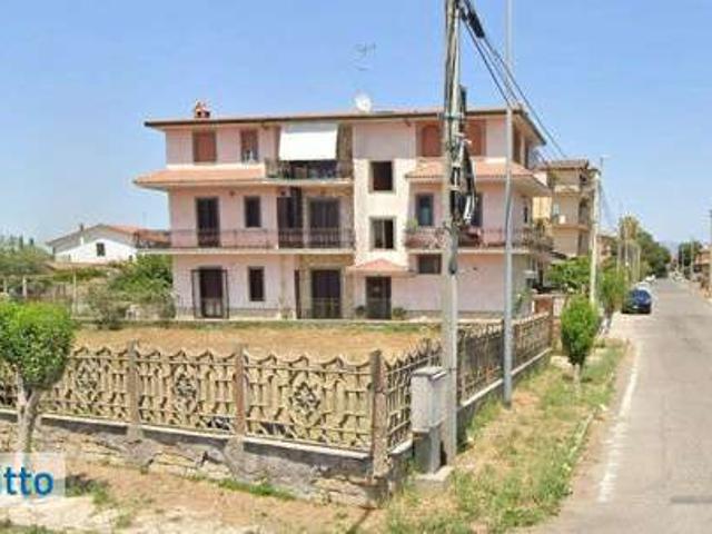Appartamento in affitto a Colle del Sole, Roma Capitale