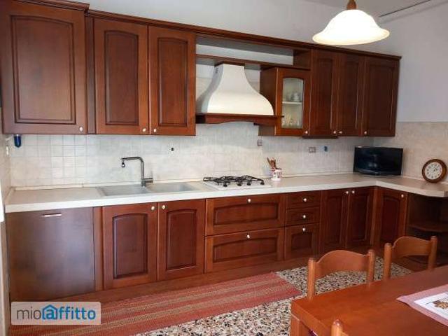 Appartamento in affitto a Sud-Ovest, Brenzone