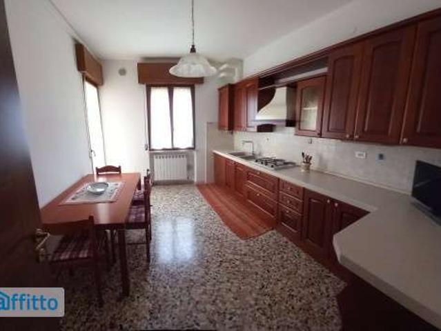Appartamento in affitto a Sud-Ovest, Brenzone