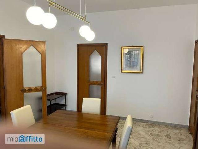 Appartamento in affitto a Centro, Puglia