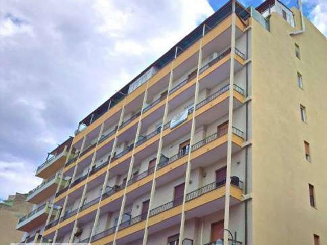 Appartamento in affitto a San Benedetto, Cagliari