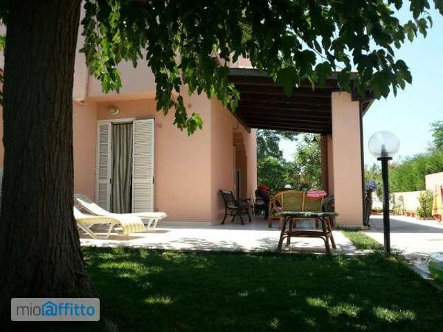 Appartamento in affitto a Campomarino di Maruggio, Puglia
