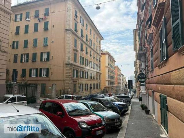 Appartamento in affitto a Centro Est, Serra Riccò