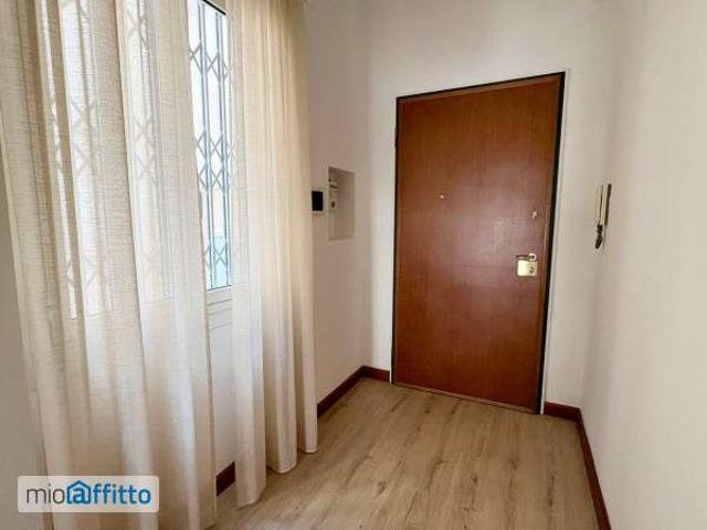Appartamento in affitto a Centro Est, Serra Riccò