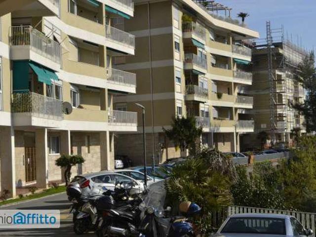 Appartamento in affitto a Centro Est, Serra Riccò