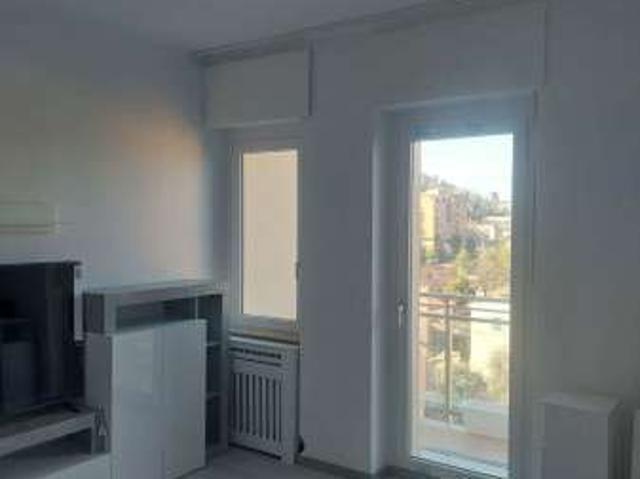 Appartamento in affitto a Tre Vie, Macerata