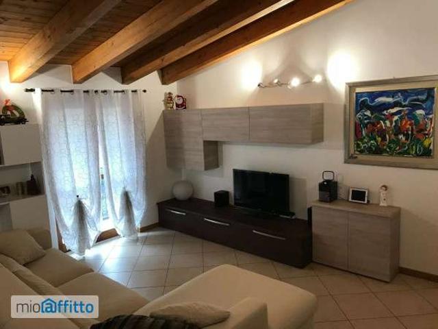 Appartamento in affitto a Longoni, Palazzago
