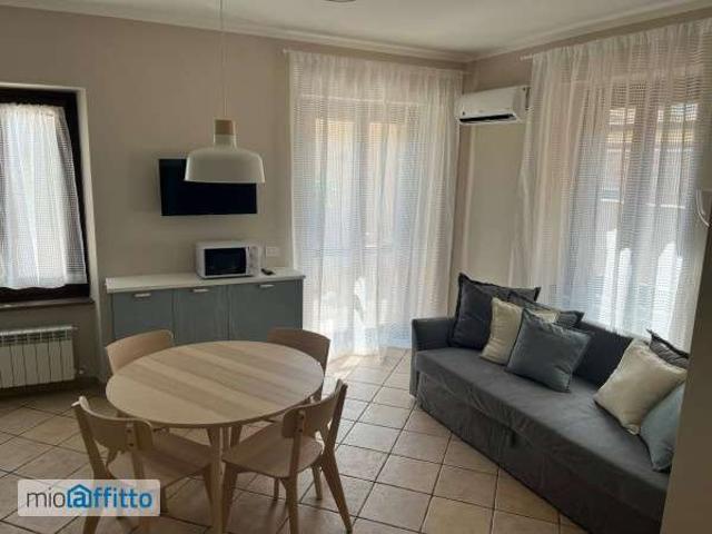 Appartamento in affitto a Marche, Macerata