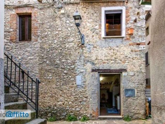 Appartamento in affitto a Longone Sabino, Lazio