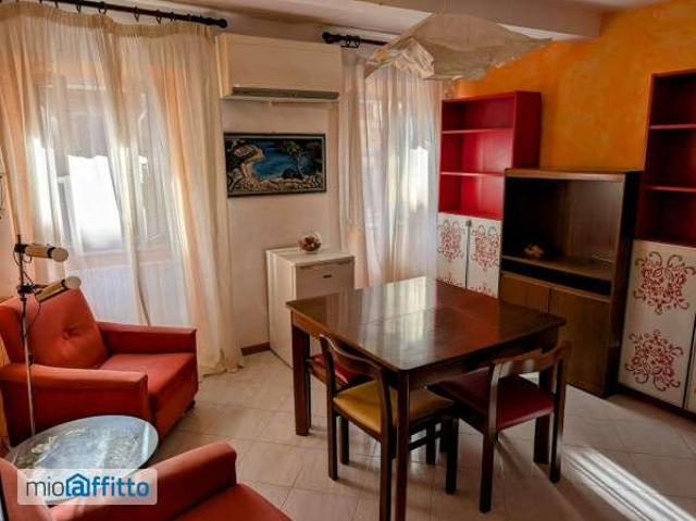 Appartamento in affitto a Marche, Macerata